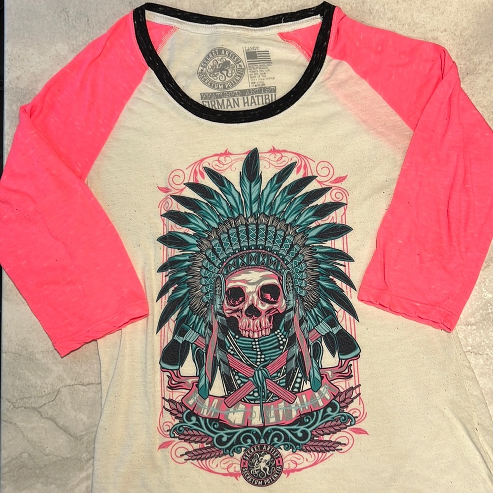 Buckle Brand 3/4” sleeve tee- L